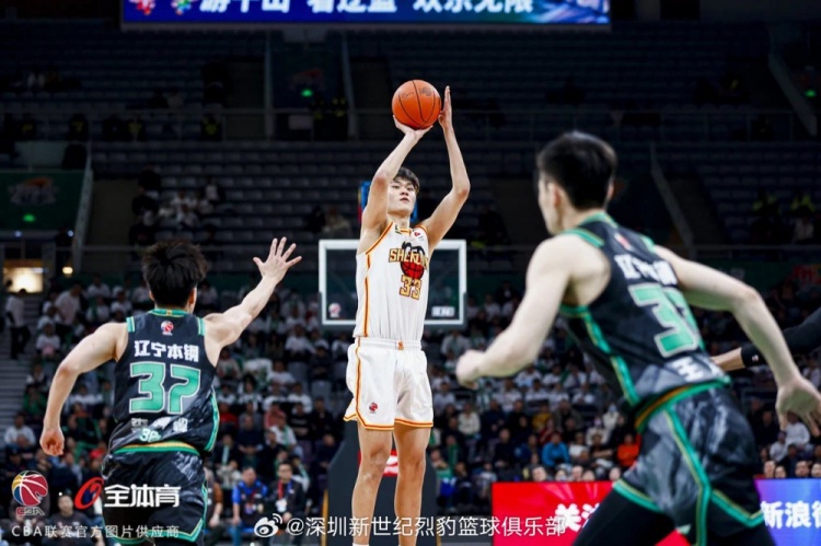 20分4板2助！王浩然：老大哥們不在的情況下 我要承擔(dān)更多責(zé)任
